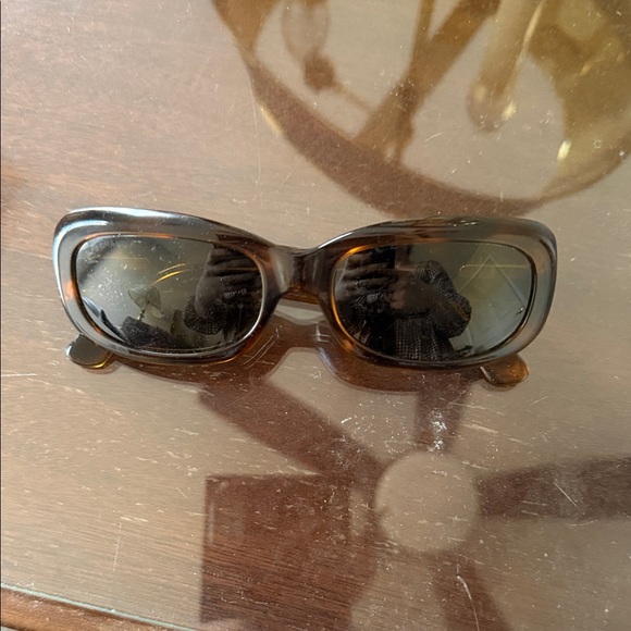 CHANEL Accessories - Vintage Chanel CC Quilted Stylish Brown Sunglasses - Rare - 1990s